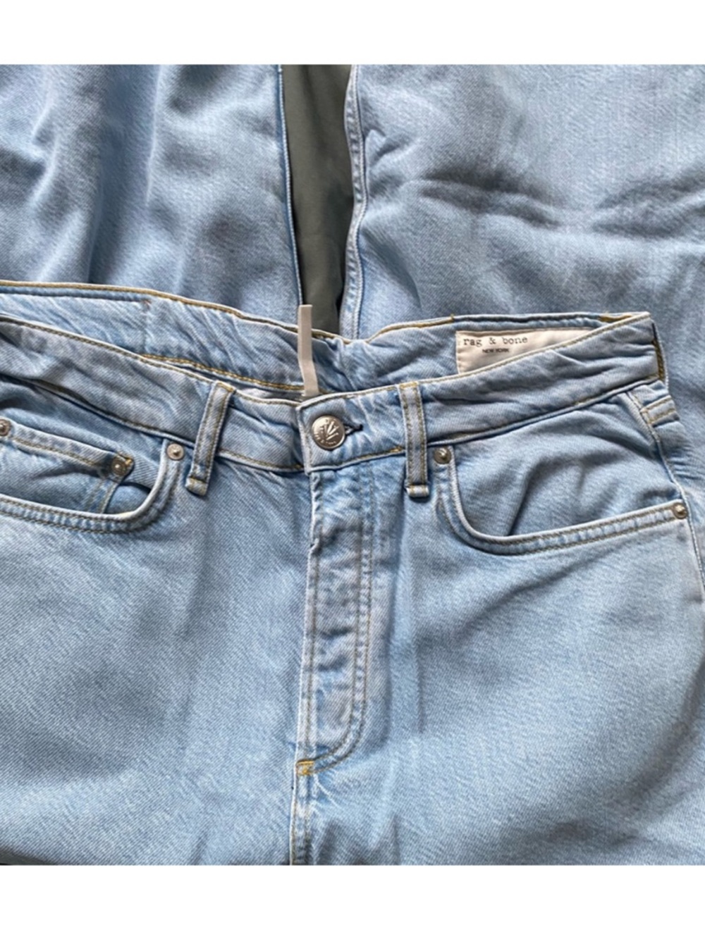 Rag & Bone Logan Featherweight Denim Low Rise Wide Leg in Blossom Light Wash 26 - Picture 2 of 8